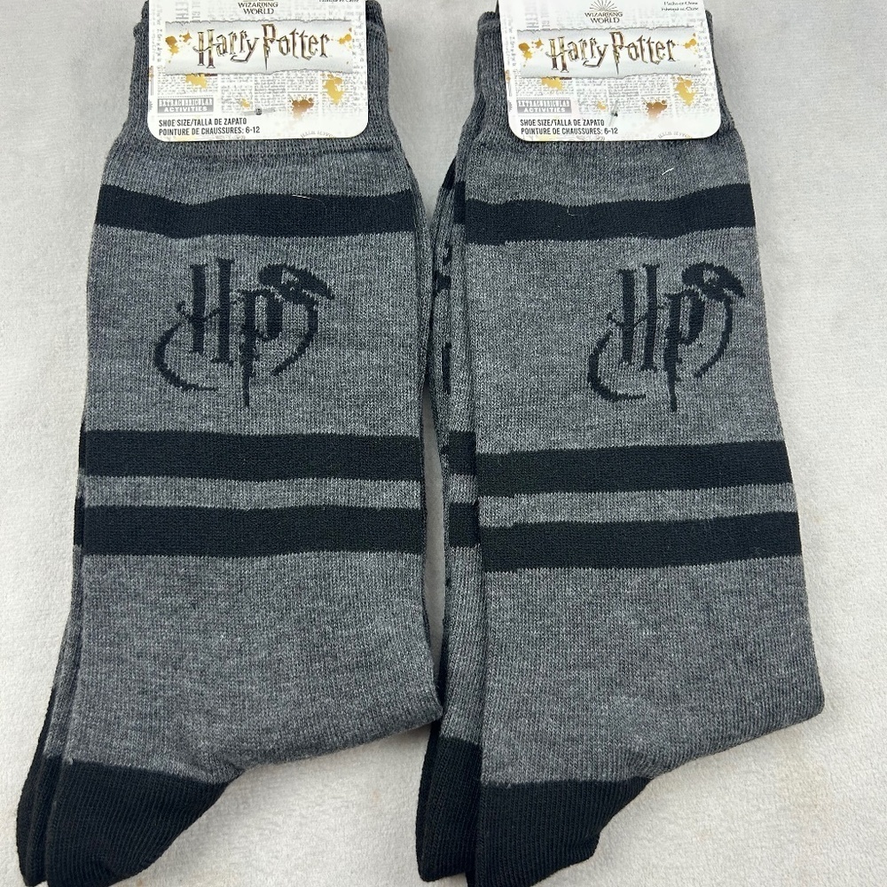 NWT Harry Potter socks - 2 pairs, size 6-12‎